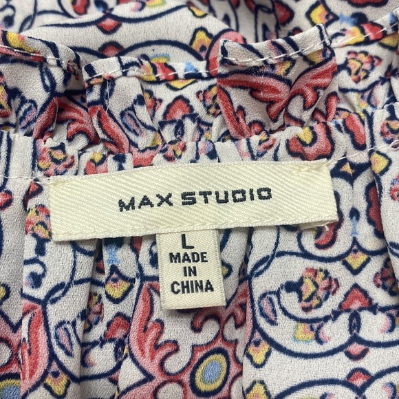 Max Studio Flutter Sleeve Blouse - Picture 7 of 9